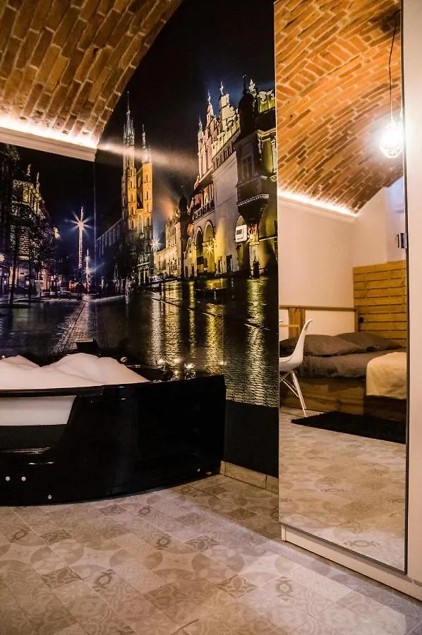 Underground Jacuzzi Rooms Krakow 0*,