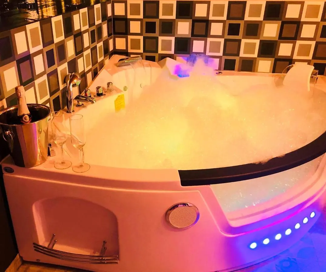 Underground Jacuzzi Rooms Krakow Poland