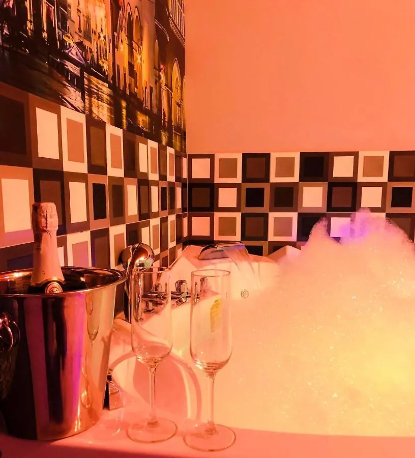 Bed & Breakfast Underground Jacuzzi Rooms Krakow